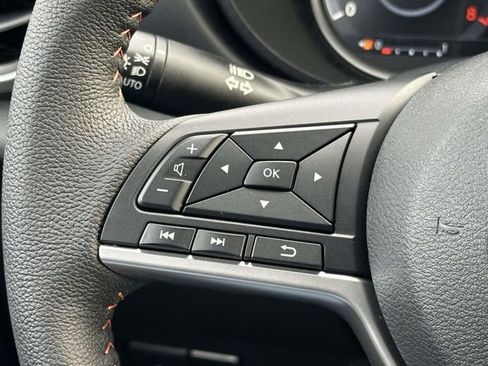 New 2025 Nissan Versa SR w/ Trunk Package image 23