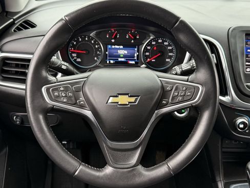 Used 2022 Chevrolet Equinox LT image 12