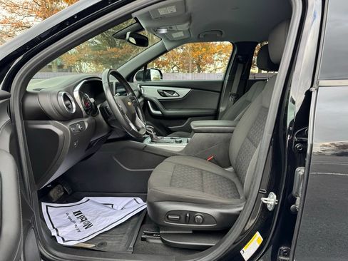 Used 2020 Chevrolet Blazer LT FWD image 22