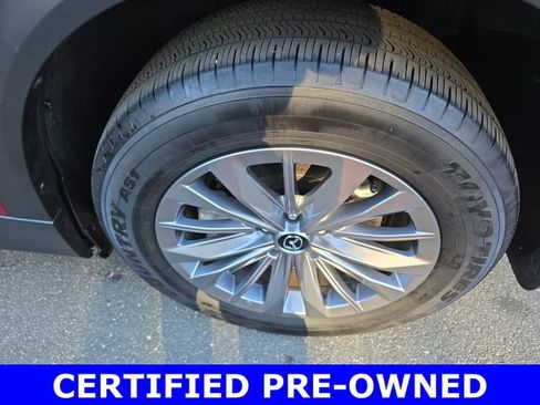Used 2025 MAZDA CX-90 Plug-In Hybrid w/ Preferred AWD/4WD image 36