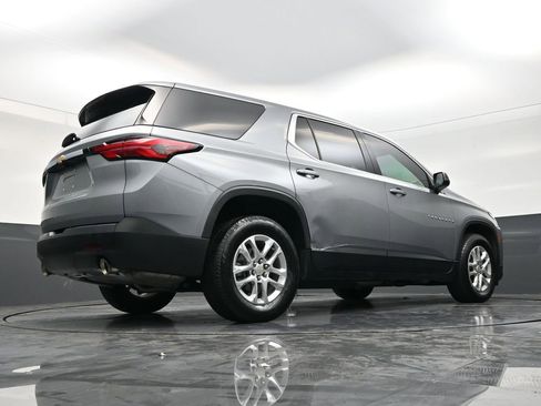 Used 2023 Chevrolet Traverse LS image 24