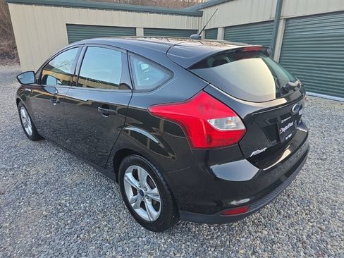 Used 2014 Ford Focus SE image 4
