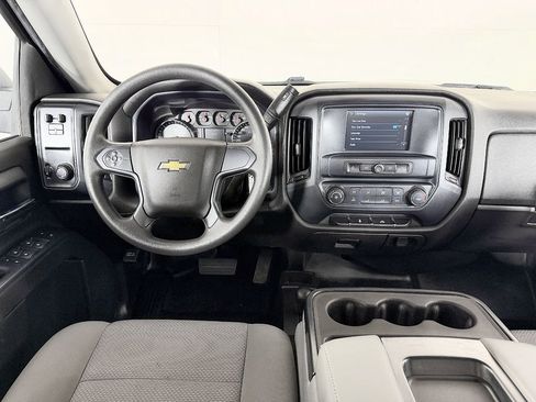 Used 2018 Chevrolet Silverado 1500 W/T AWD/4WD image 38