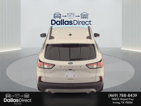 Used 2020 Ford Escape SE image 7