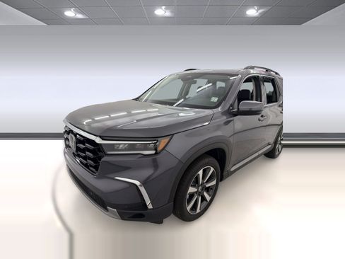Used 2024 Honda Pilot Touring image 31