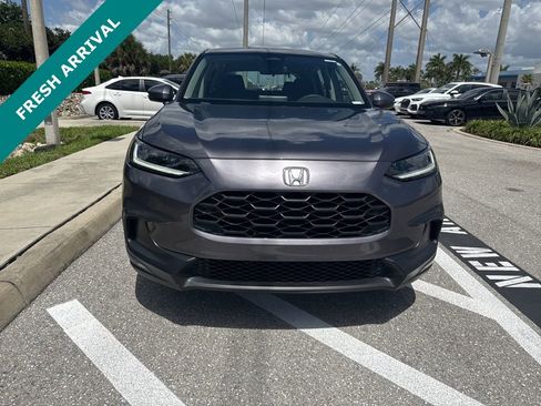 Used 2023 Honda HR-V LX image 2