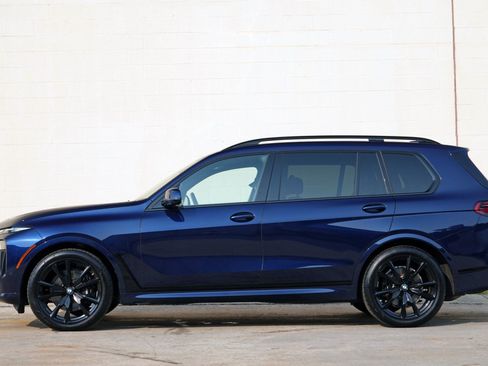 Used 2023 BMW X7 xDrive40i w/ Executive Package AWD/4WD image 9