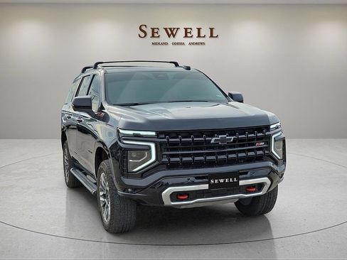 Used 2025 Chevrolet Tahoe Z71 w/ Z71 Off-Road Package AWD/4WD image 7