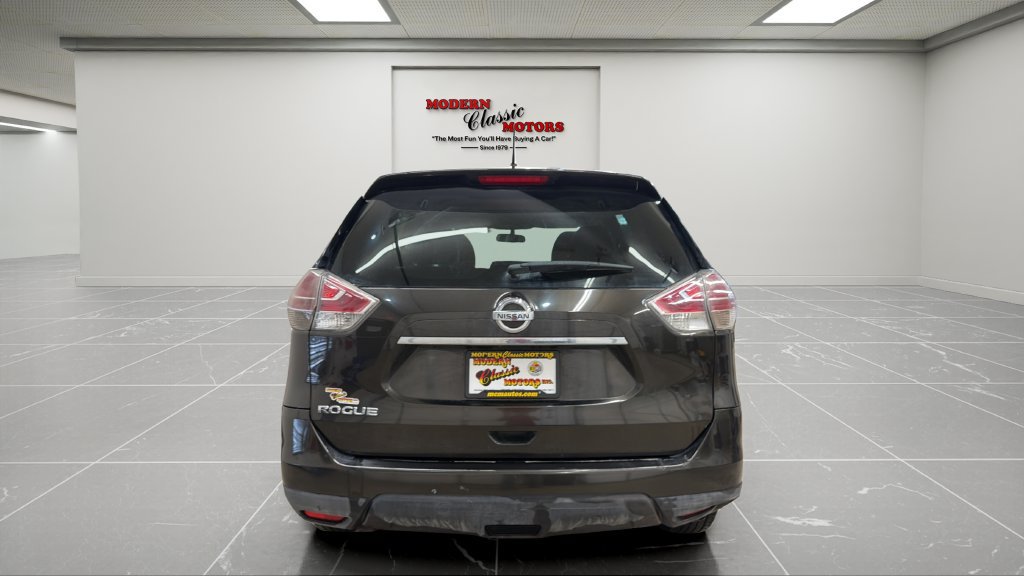 Used 2015 Nissan Rogue S w/ S Family Package FWD image 4