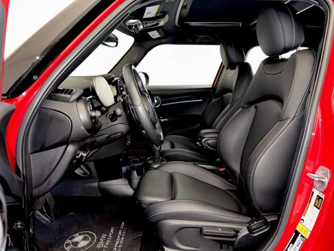 Used 2023 MINI Cooper S FWD image 9