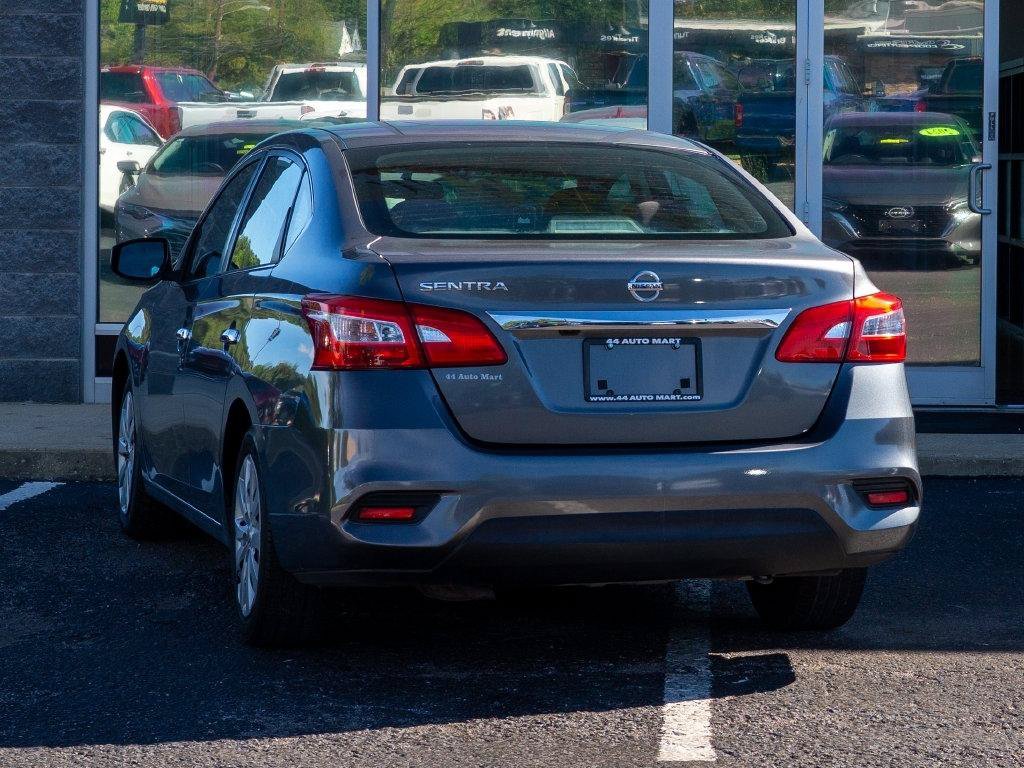 Used 2018 Nissan Sentra S FWD image 4