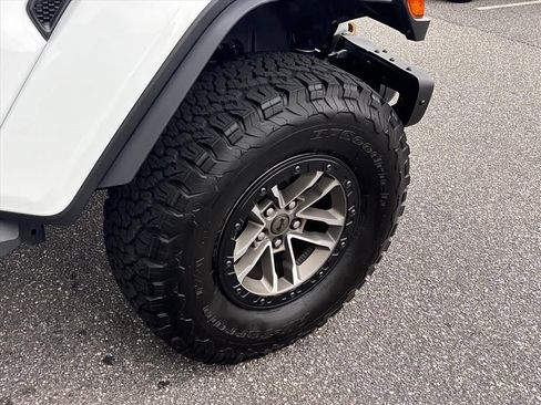 Used 2024 Jeep Wrangler Unlimited Rubicon 392 AWD/4WD image 28