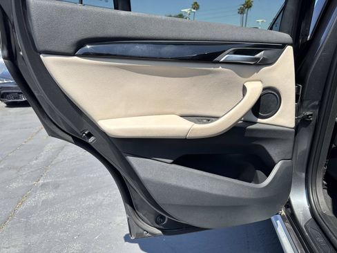 Used 2019 BMW X1 sDrive28i FWD image 25