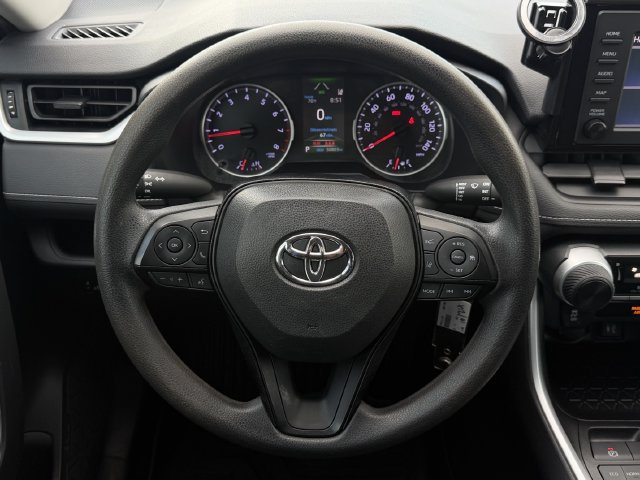 Used 2019 Toyota RAV4 LE AWD/4WD image 13