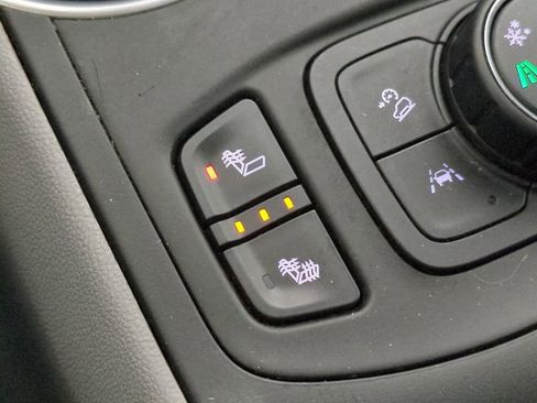 Used 2020 GMC Terrain SLT w/ Preferred Package image 29