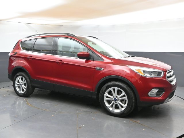 Used 2018 Ford Escape SE w/ SE Sync 3 Package AWD/4WD image 7