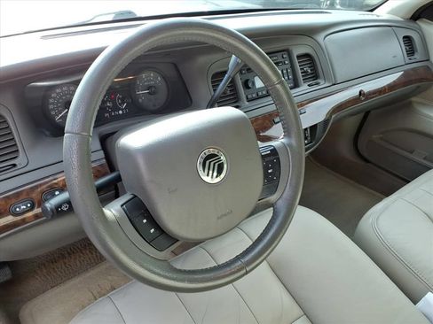 Used 2007 Mercury Grand Marquis LS RWD image 12