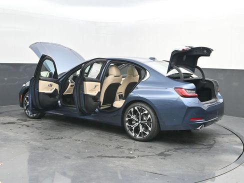 Certified 2025 BMW 330i Sedan w/ Premium Package image 49