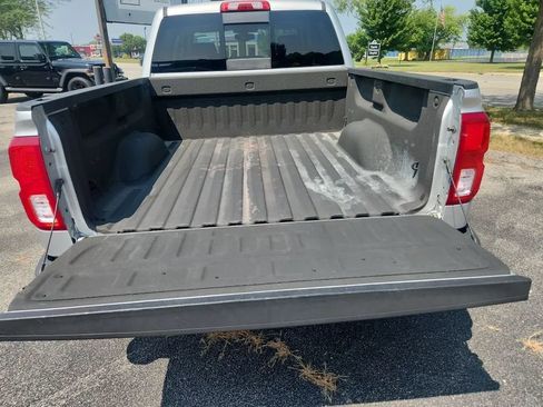 Used 2018 Chevrolet Silverado 1500 LTZ w/ Sport Package AWD/4WD image 6
