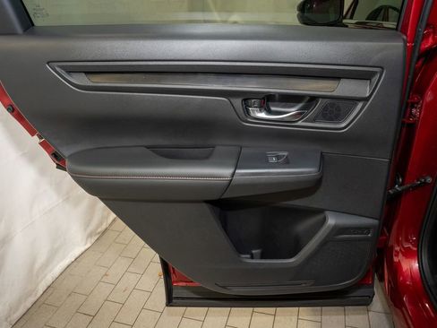 Used 2025 Honda CR-V Sport-L image 11