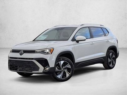 New 2025 Volkswagen Taos SE