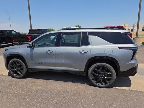New 2026 Chevrolet Traverse RS w/ LPO, Floor Liner Package FWD image 2