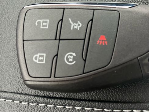 New 2026 Chevrolet Traverse LT w/ Enhanced Driving Package image 32