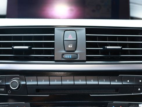 Used 2019 BMW 440i Coupe w/ M Sport Package image 37