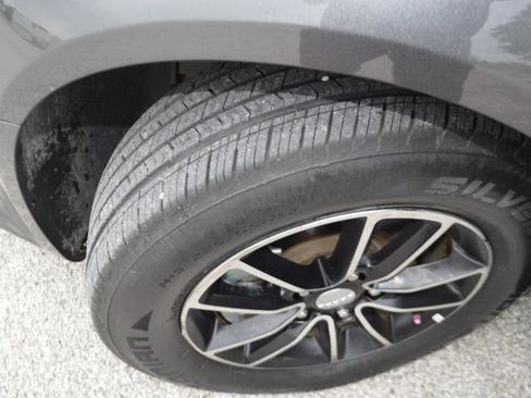 Used 2018 Dodge Grand Caravan GT FWD image 27
