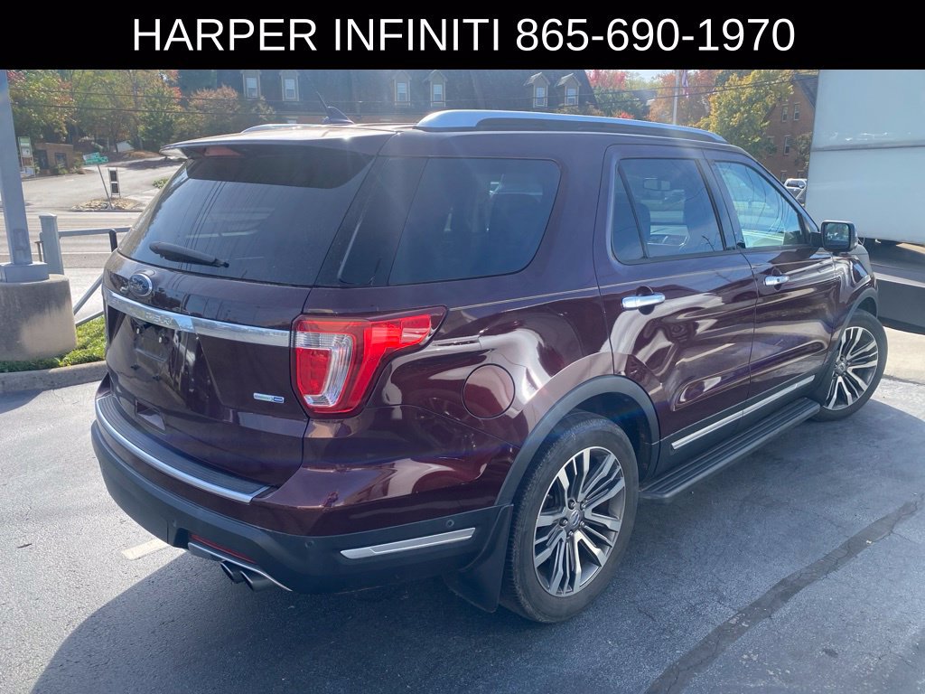 Used 2018 Ford Explorer Platinum AWD/4WD image 3
