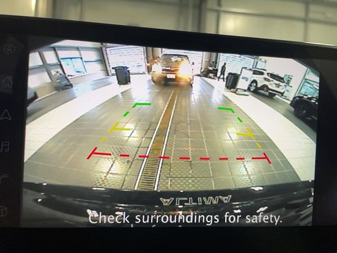 Used 2024 Nissan Altima 2.5 SV w/ SV Premium Package image 13