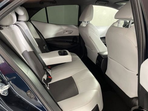 Used 2022 Toyota Corolla XSE image 38