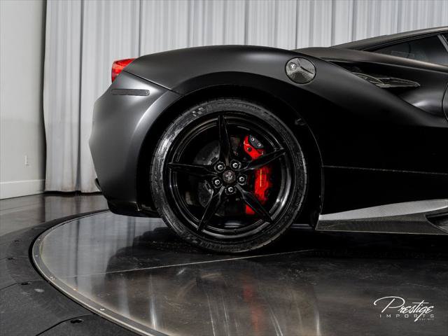Used 2016 Ferrari 488 GTB RWD image 26