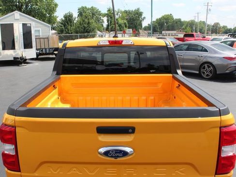 Used 2023 Ford Maverick Lariat w/ Lariat Luxury Package image 15
