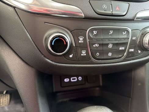 Certified 2022 Chevrolet Equinox LT image 29