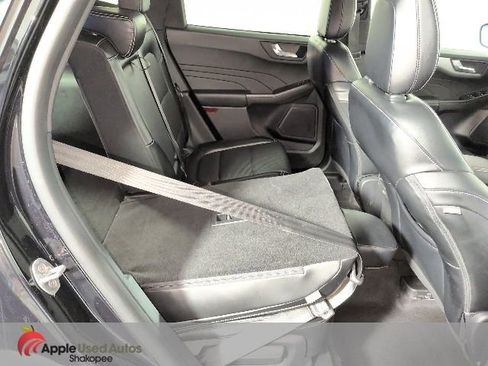 Used 2024 Ford Escape Platinum AWD/4WD image 38