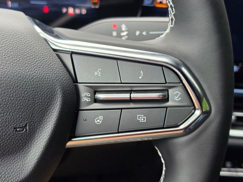 New 2026 Chevrolet Equinox EV LT AWD/4WD image 30