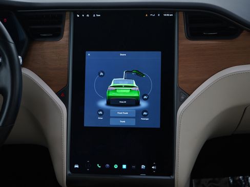 Used 2020 Tesla Model X Long Range AWD/4WD image 26