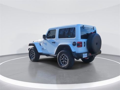 Used 2024 Jeep Wrangler Rubicon image 6