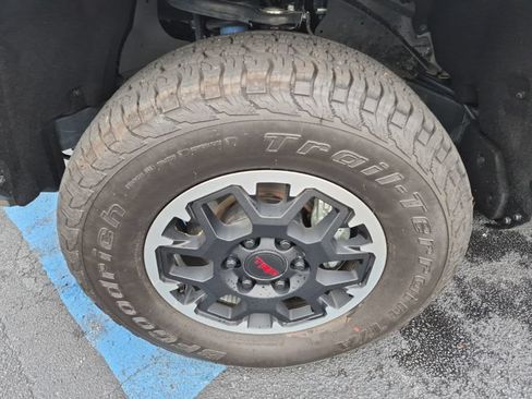 Used 2026 Toyota Tacoma TRD Off-Road AWD/4WD image 14