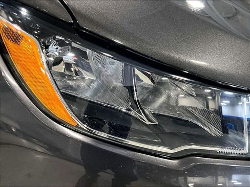 Used 2018 Jeep Compass Limited image 33