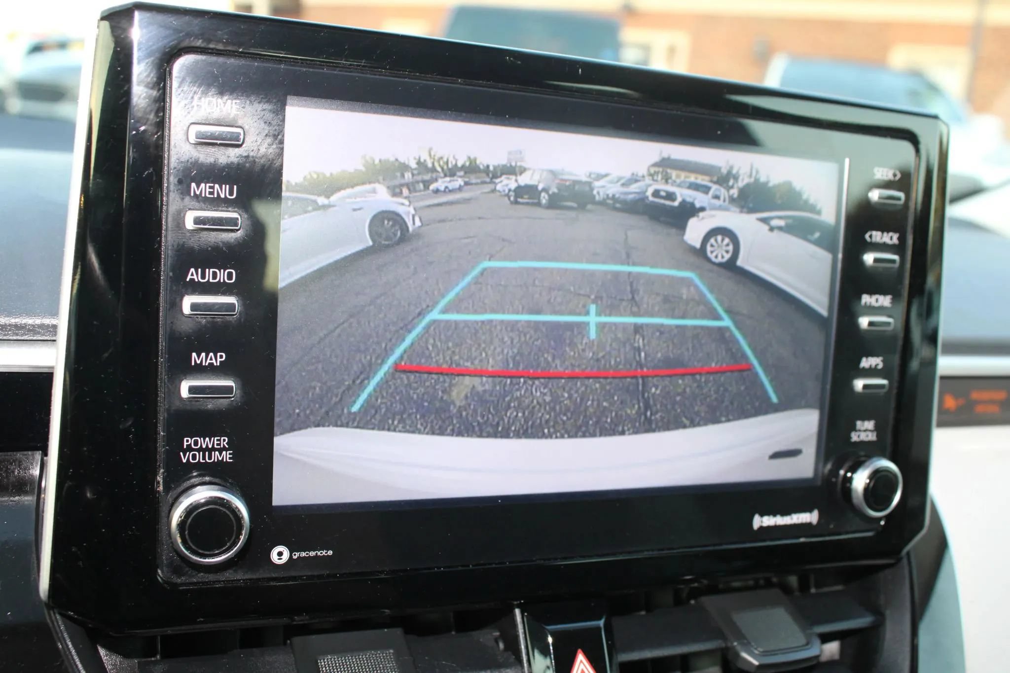 Used 2021 Toyota Corolla LE FWD image 18