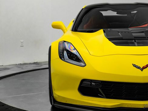 Used 2018 Chevrolet Corvette Z06 image 48