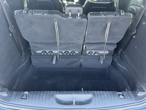 Used 2025 Chrysler Pacifica Limited FWD image 22