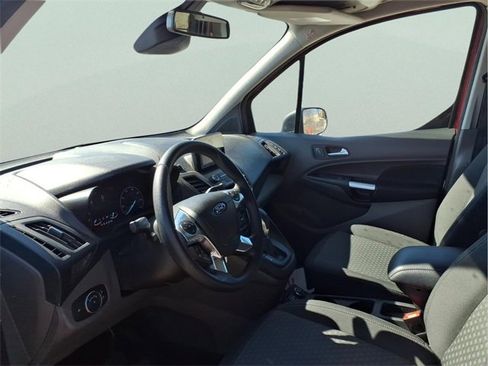Used 2019 Ford Transit Connect XLT image 12