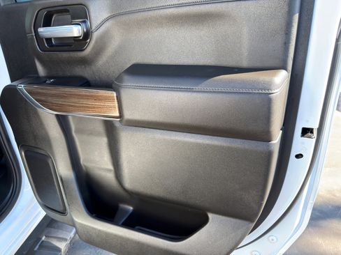 Used 2021 Chevrolet Silverado 1500 RST w/ Z71 Off-Road Package image 14