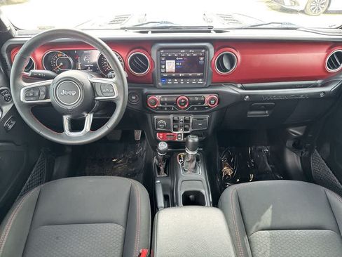 Used 2023 Jeep Wrangler Unlimited Rubicon AWD/4WD image 23