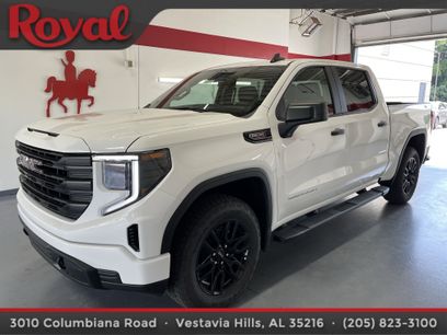 New 2025 GMC Sierra 1500 Pro w/ Graphite Edition