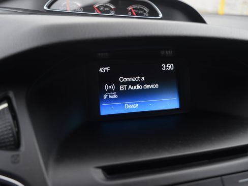 Used 2017 Ford Focus ST image 10