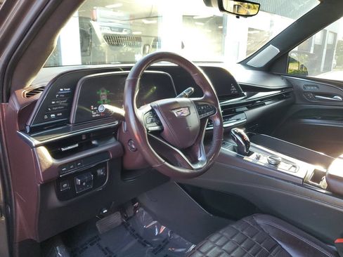 Used 2021 Cadillac Escalade ESV Sport Platinum RWD image 20